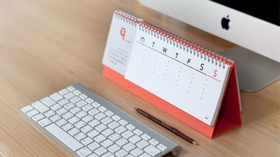 Kích thước lịch để bàn chữ A và chữ M