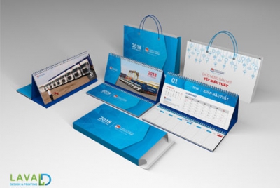 Thiết kế lịch để bàn chữ M