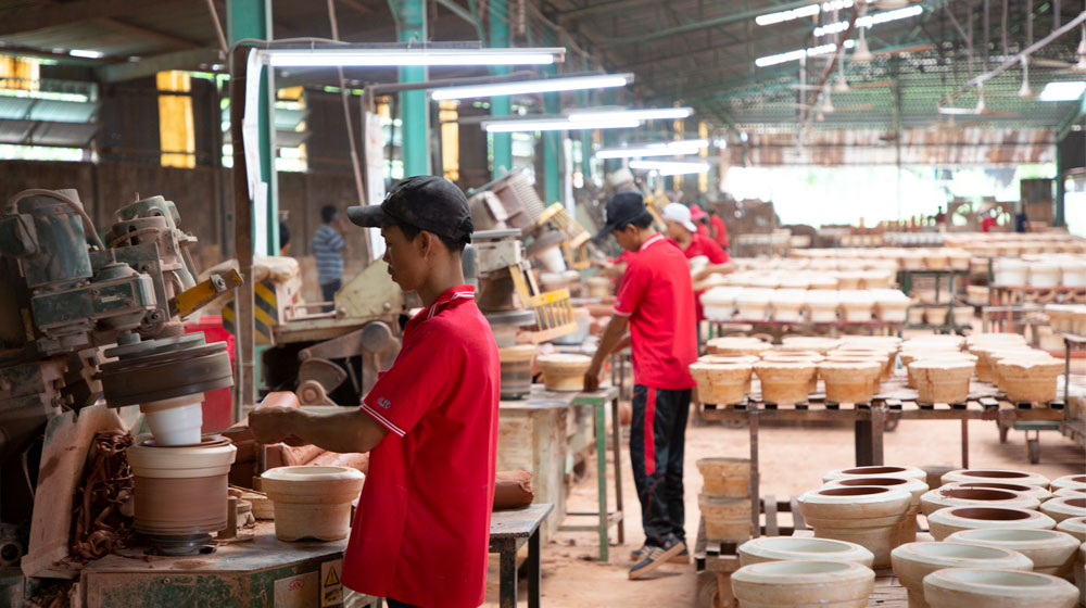 Chụp ảnh nhà máy