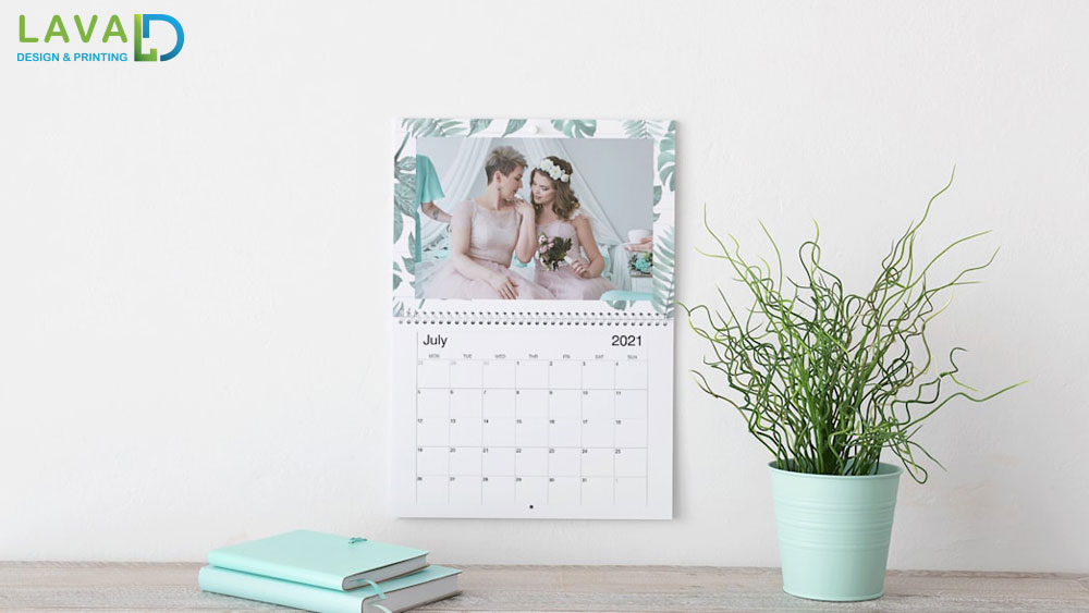 Thiết kế lịch tết treo tường theo yêu cầu